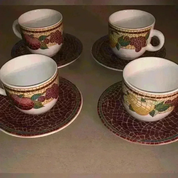 Set of 4 Vintage "Mosaic Fruit" Cups and Saucers~Italy~Pier 1 TUSCAN Red Crackle - Picture 3 of 12